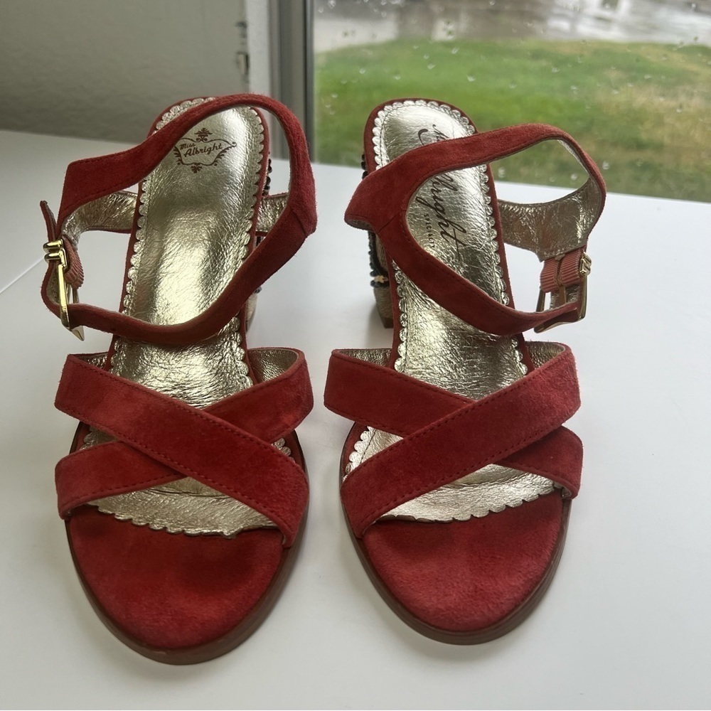Anthropologie Miss Albright Coral Suede Heels
Sequin Embellished Heel Size 7